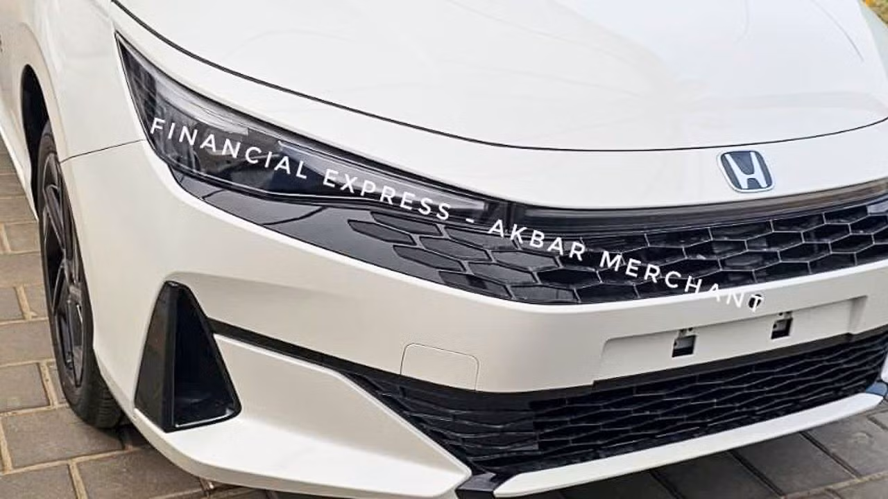 2026-honda-city-facelift-spied-undisguised-1-1778724635232-17787246354551191729077.jpg