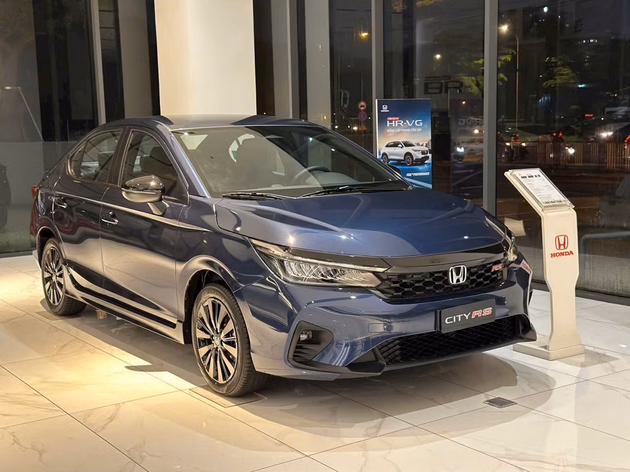 honda-city-rs-xanh.jpg