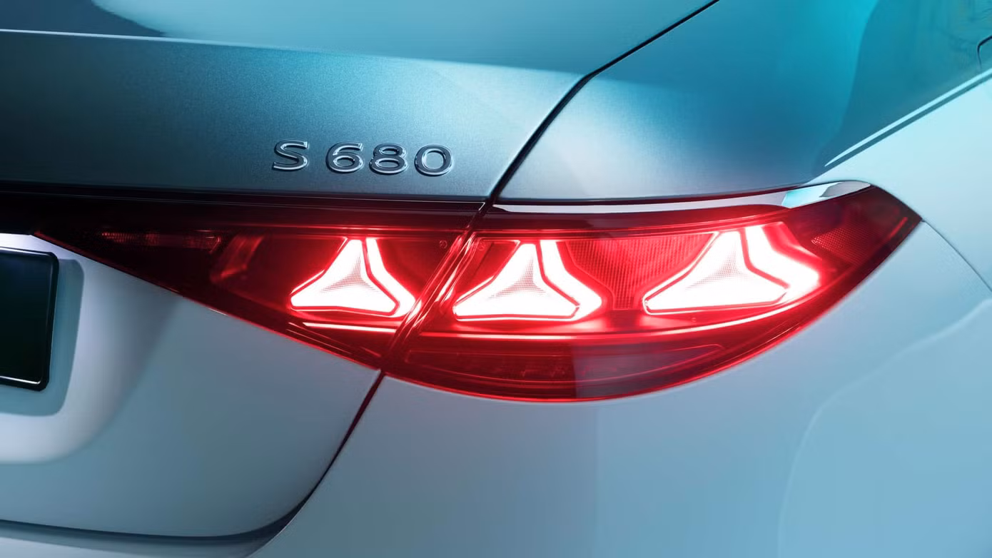 mercedes-maybach-classe-s-2026-5655.jpg