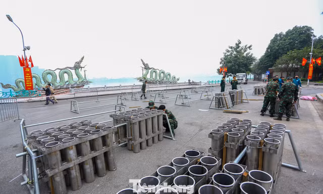 Cận cảnh các trận địa pháo hoa chào năm mới 2026 tại Hà Nội
