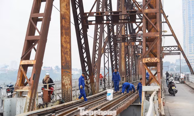 Hình ảnh công trường cầu Long Biên trong đợt đại tu quy mô nhất lịch sử