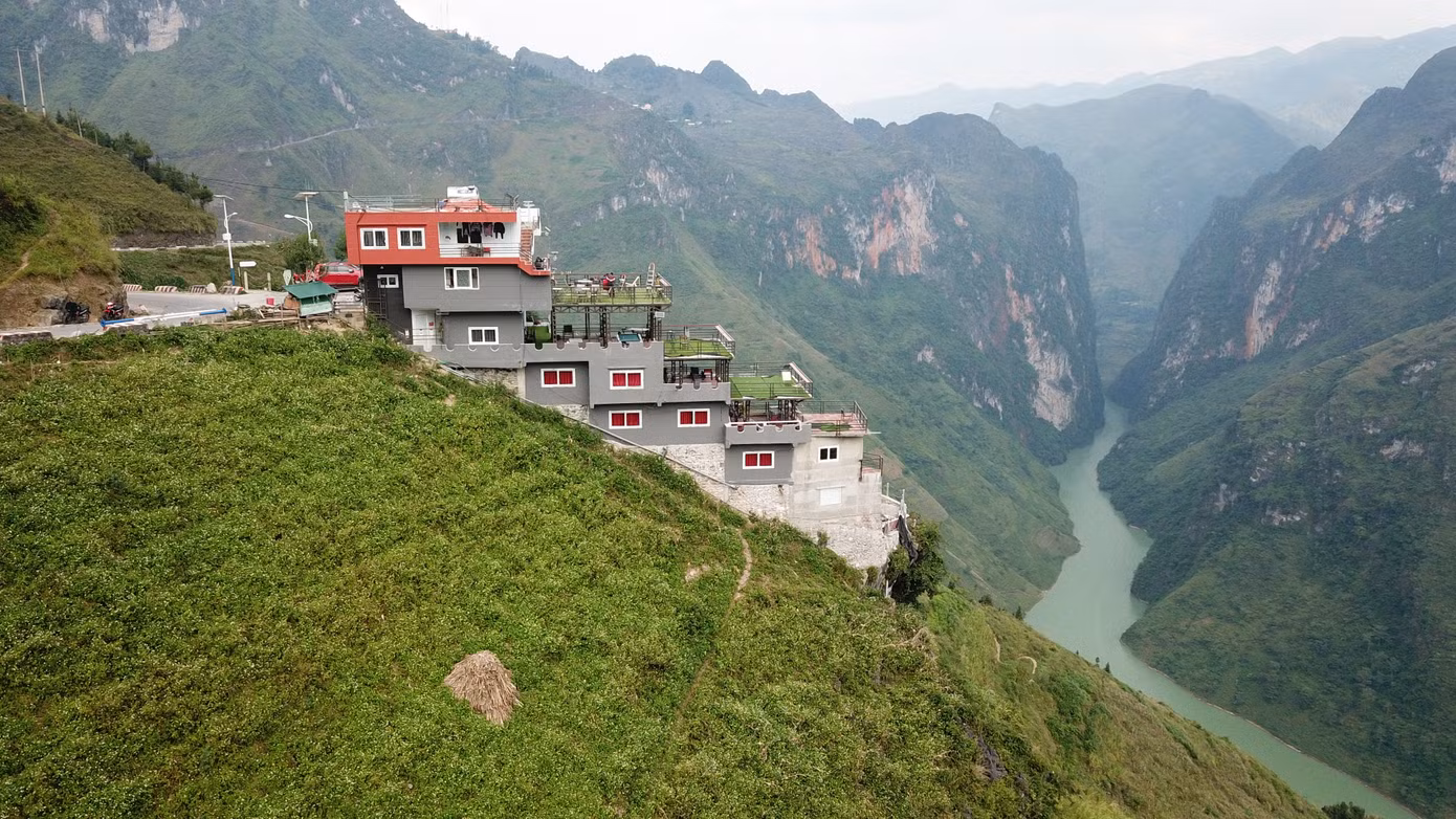 Bộ Văn hóa lên tiếng về công trình 'chui' trên đèo Mã Pì Lèng ảnh 1