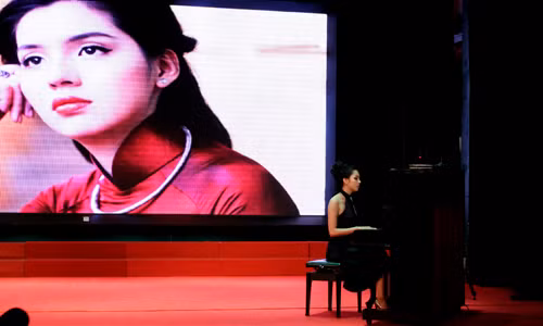 Biểu diễn đàn piano