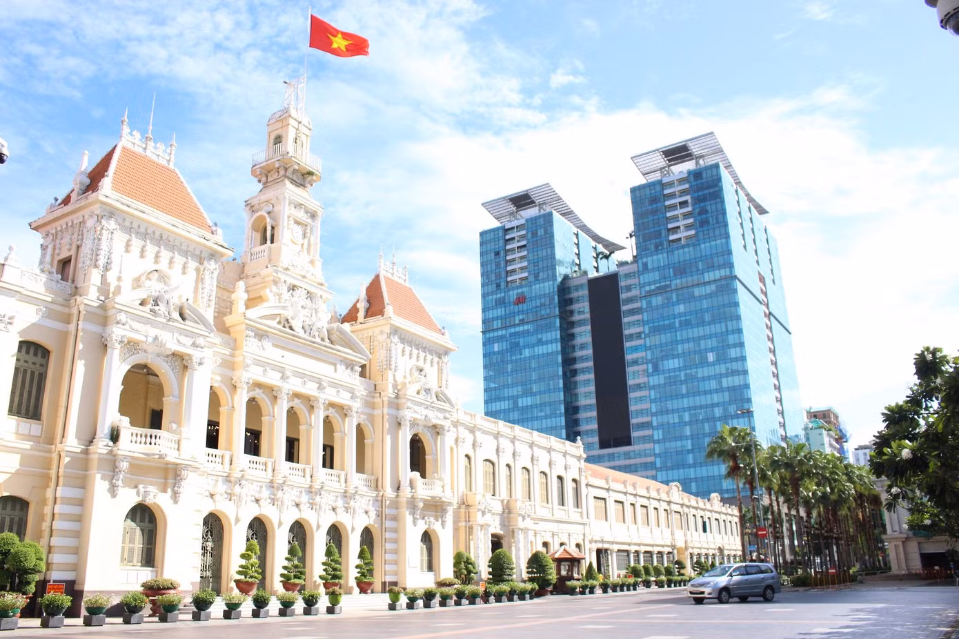 Trong thời gian ngắn, liên tiếp nhiều quận huyện tại TPHCM công bố đã kiểm soát được COVID-19