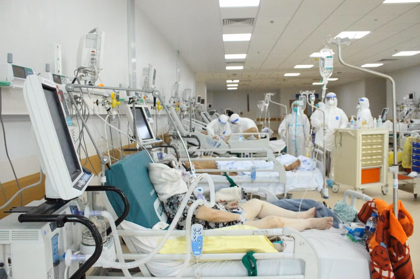 Hệ thống điều trị của ngành y tế đang bắt đầu rơi vào tình trạng quá tải