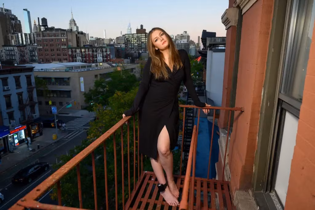 Anna Sorokin được mời nói chuyện với sinh viên Harvard. Ảnh: Getty Images.