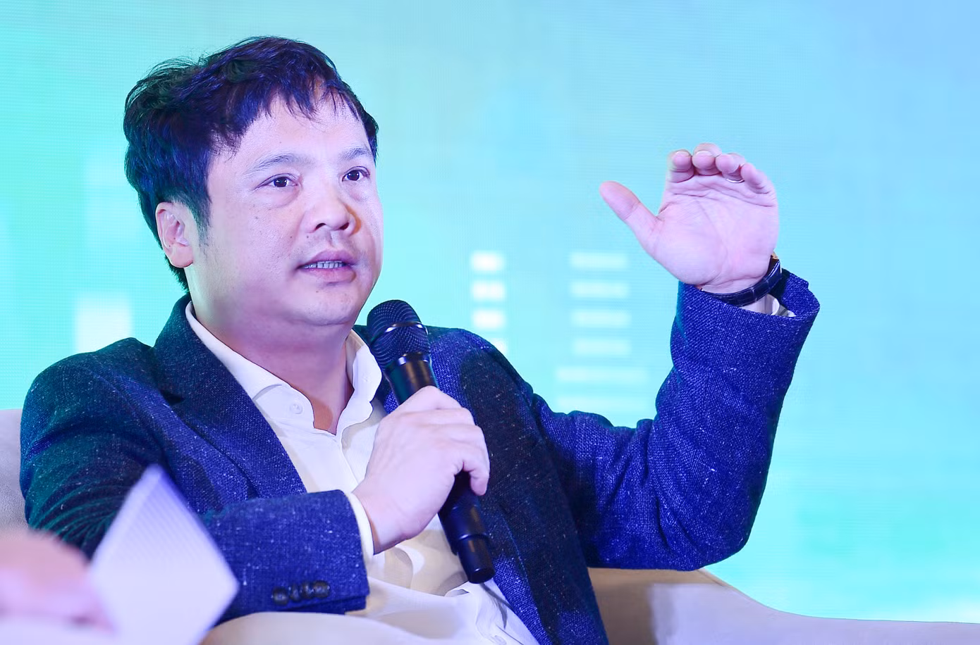 Anh Nguyễn Văn Khoa chia sẻ tại chương trình. Ảnh: Xuân Tùng