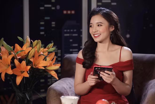 MC trẻ nhất tiết lộ thu nhập ở VTV ảnh 1