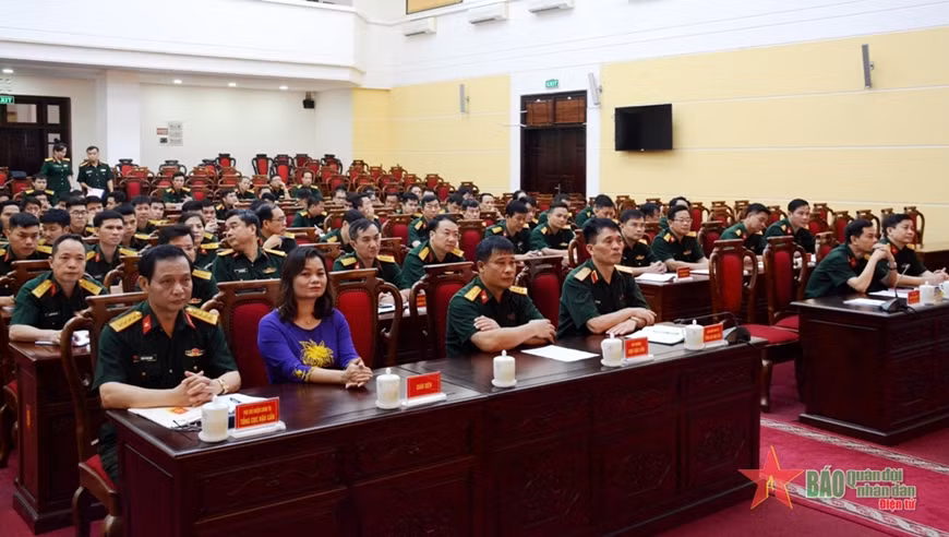 Các đại biểu dự khai mạc lớp bồi dưỡng.