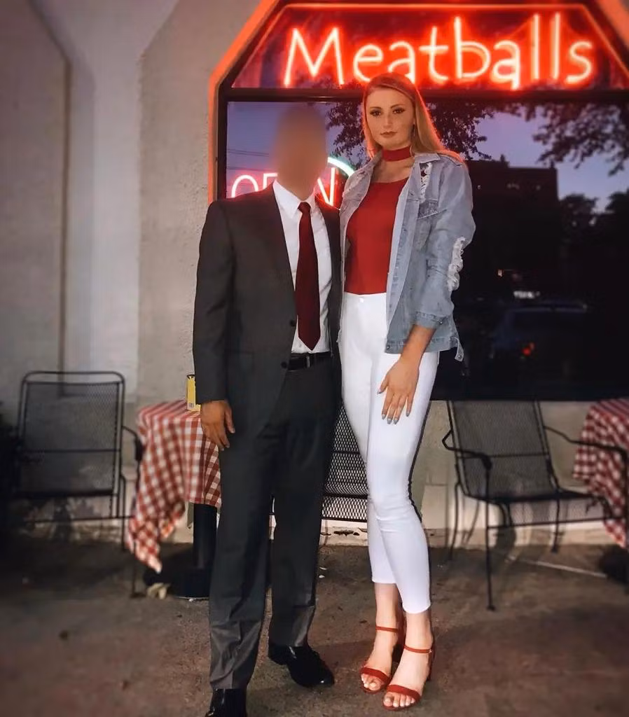Hiện tại, Klara đang rất hạnh phúc vì đã tìm được người bạn trai cao 1m88. Theo Klara, bạn trai hiện tại của cô biết cách cổ vũ cô trong cuộc sống, anh luôn cảm thấy tự tin, thoải mái khi đi bên bạn gái. Dù vậy, để đảm bảo cuộc sống của bạn trai không bị xáo trộn nhiều, cô quyết định giữ kín danh tính của anh trước truyền thông và cộng đồng mạng.