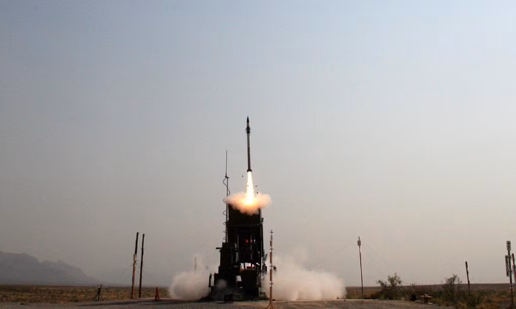 Hệ thống Vòm sắt của Mỹ khai hỏa tại thao trường bang New Mexico ngày 22/6. Ảnh: US Army.