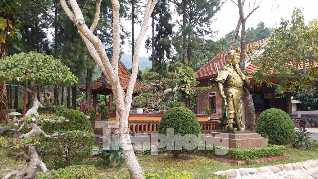 Cận cảnh 'biệt phủ' trái phép trên đất vàng đặc khu Vân Đồn ảnh 2