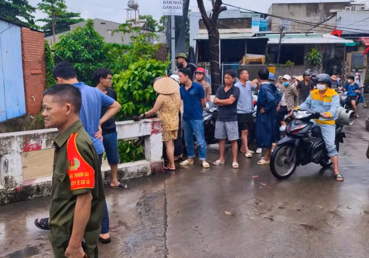 Lực lượng chức năng đang tổ chức tìm kiếm nạn nhân