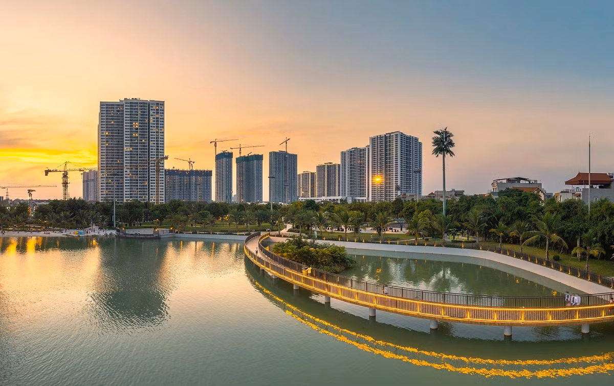 Một góc hoàng hôn của Vinhomes Smart City.