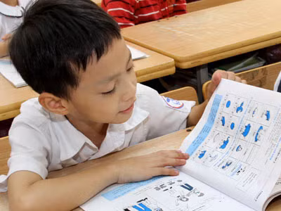 Học tiếng Anh từ cấp tiểu học giúp các em tự tin hơn