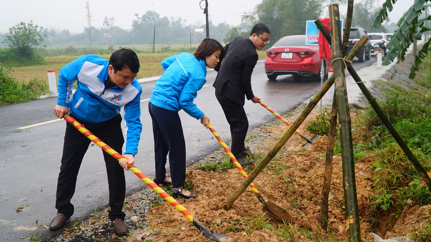 Phát động Tết trồng cây “Đời đời nhớ ơn Bác Hồ” Xuân Quý Mão năm 2023.