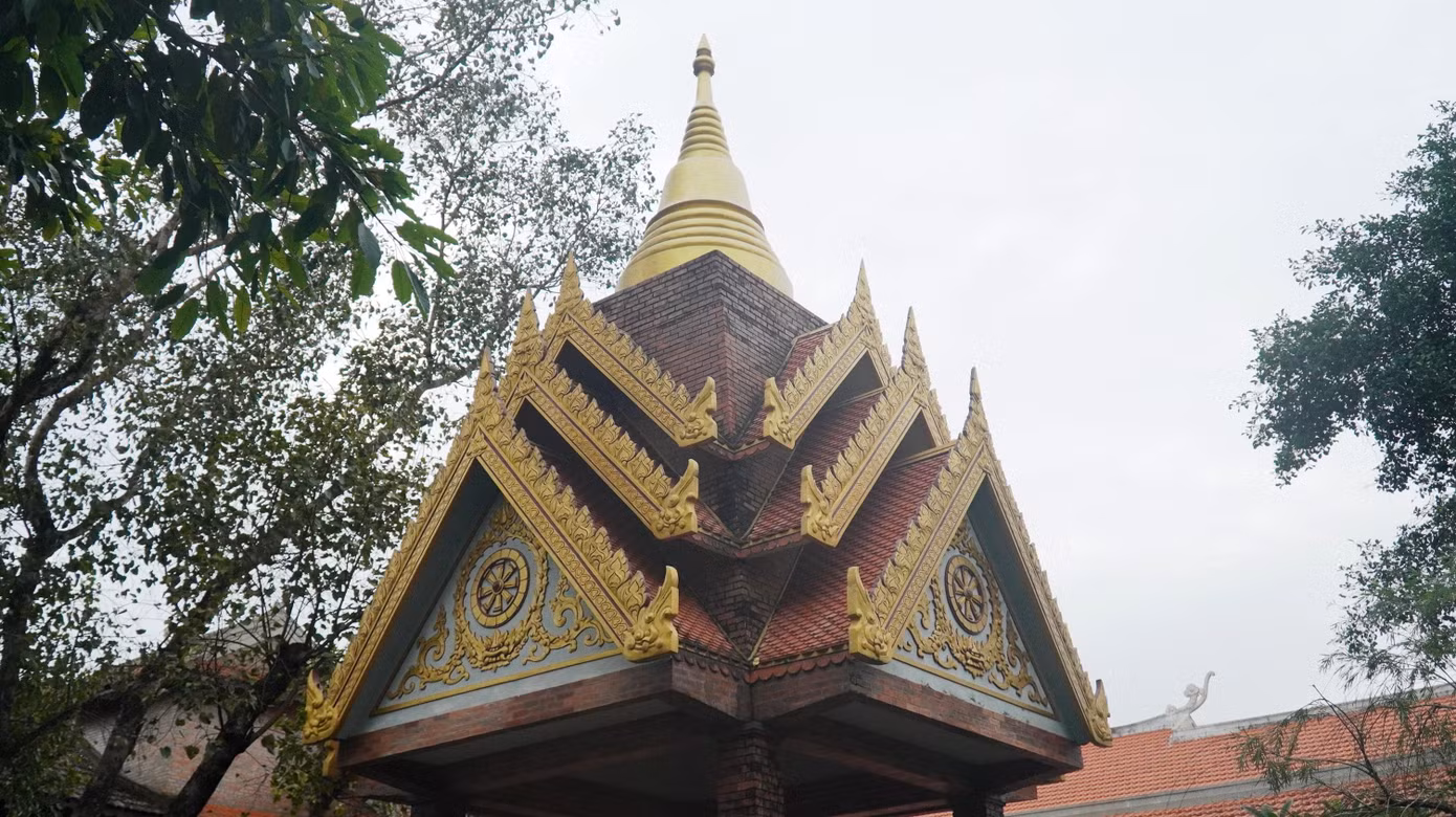 Ngôi chùa mang nét kiến trúc riêng biệt, khác hẳn với các cổ tự ở Huế.