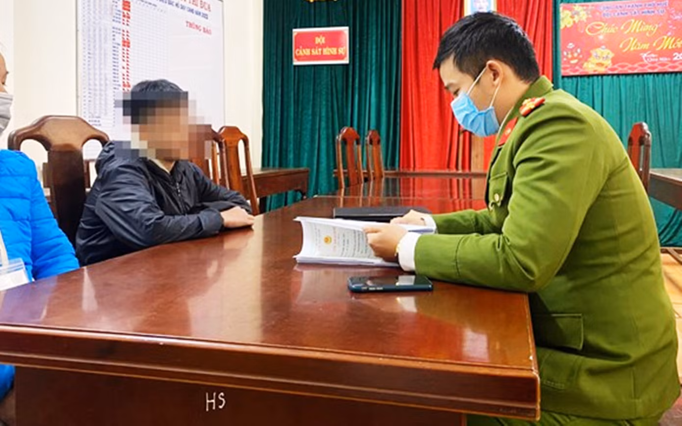 N.Đ.P.H. tại cơ quan công an. Ảnh: CACC