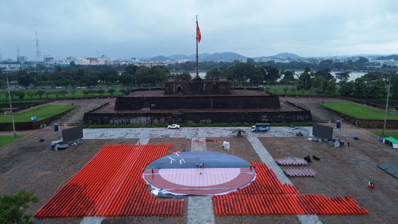 Khu vực diễn ra cầu truyền hình chung kết Đường lên đỉnh Olympia tại Huế. Ảnh: Thế Nghĩa