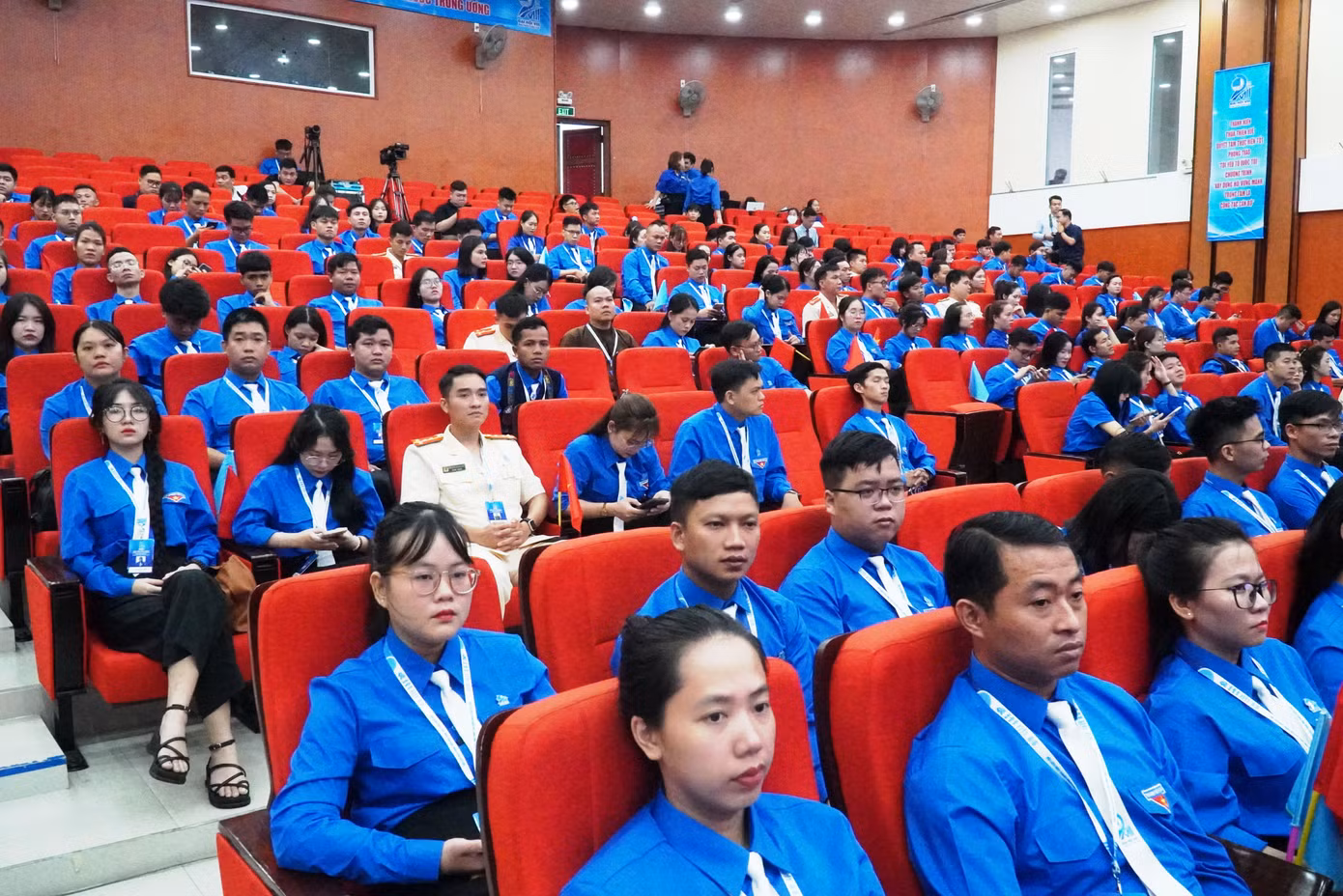 Đại hội có sự tham dự của 250 đại biểu chính thức, đại diện cho hơn 234.420 thanh niên toàn tỉnh TT-Huế. Đại hội có sự tham dự của 250 đại biểu chính thức, đại diện cho hơn 234.420 thanh niên toàn tỉnh TT-Huế.