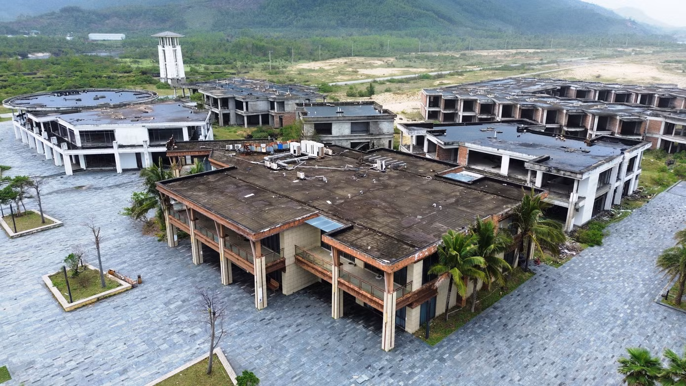 Hiện tại, chủ đầu tư đang tiến hành điều chỉnh thủ tục pháp lý, tái cấu trúc tài chính và sắp xếp nguồn vốn nhằm tiếp tục triển khai dự án.