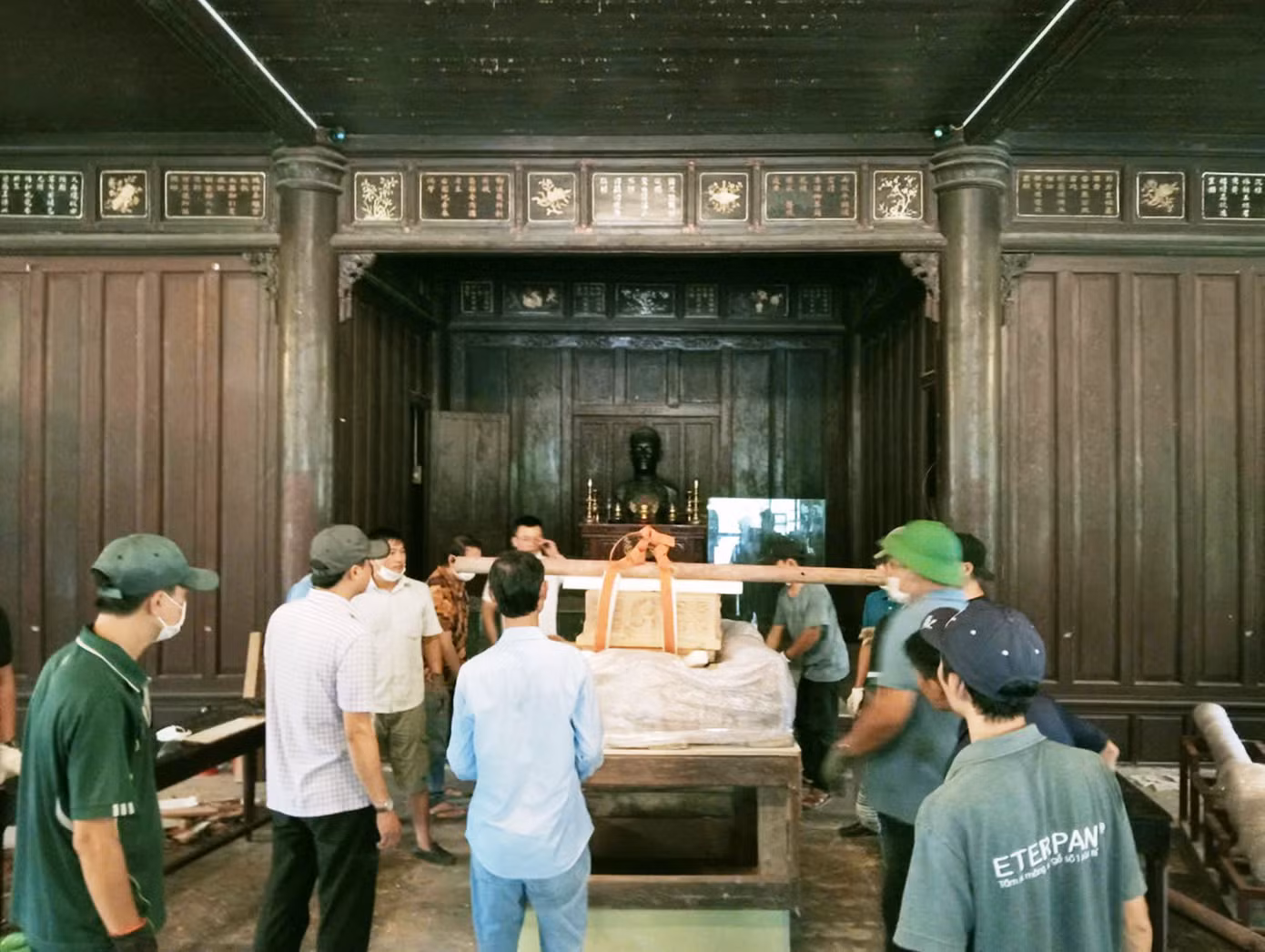 Đến ngày 1/11, Bảo tàng tổ chức đợt di dời tiếp theo, mang tính dứt điểm đối với những hiện vật còn lại, trong đó có các hiện vật quý hiếm, bảo vật quốc gia. Thống kê đến ngày 31/12/2023, Bảo tàng lưu giữ, bảo quản 32.107 hiện vật.