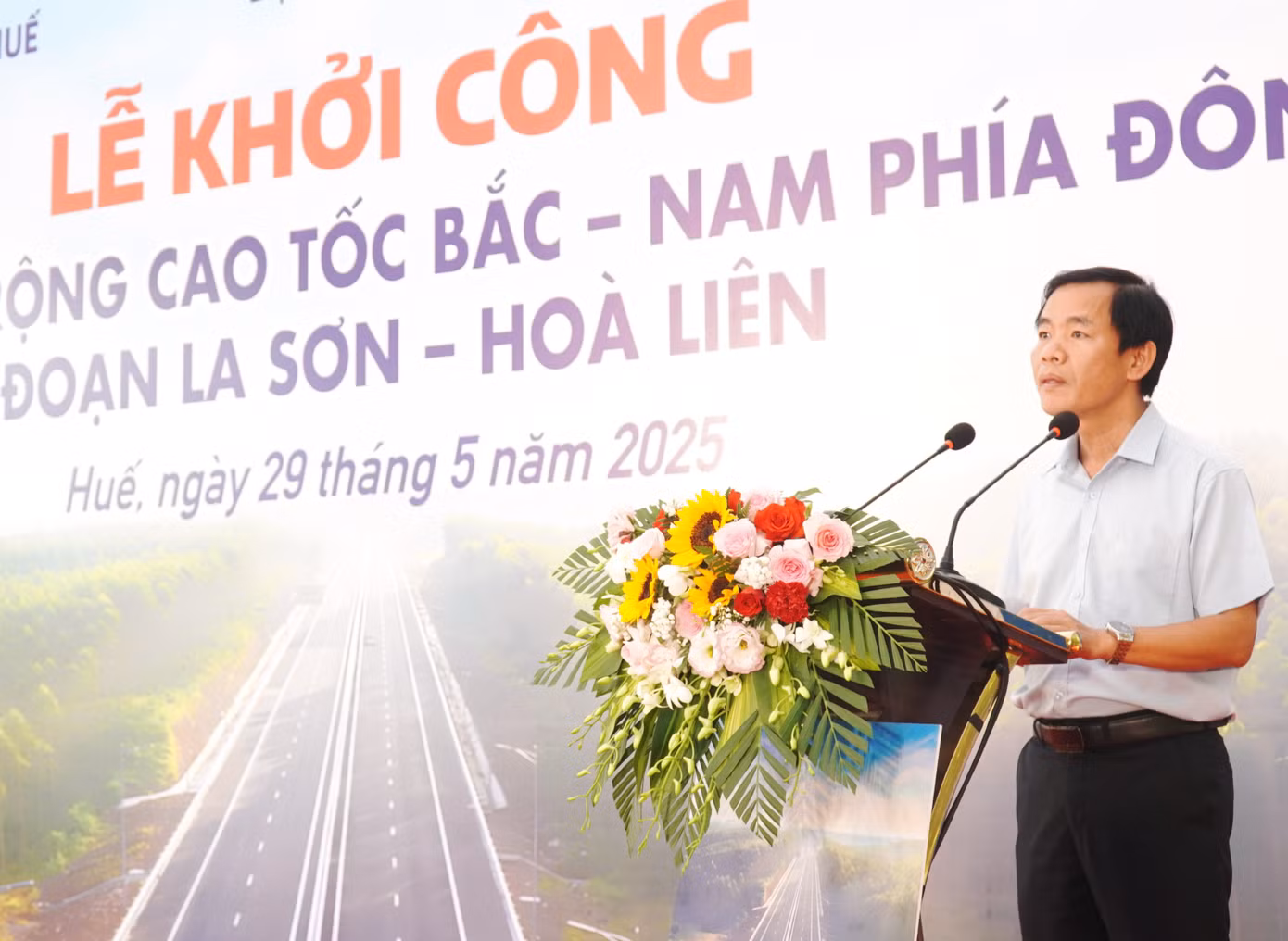Chủ tịch UBND TP Huế Nguyễn Văn Phương khẳng định, địa phương sẽ luôn đồng hành phối hợp thực hiện hiệu quả, kịp thời dự án mở rộng cao tốc.