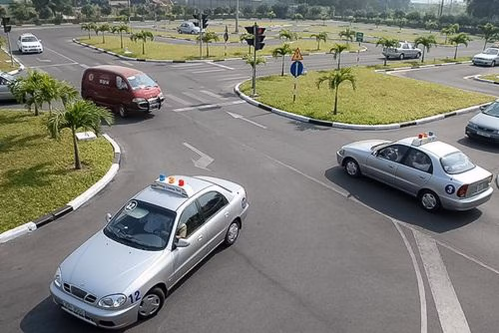 Thông qua thiết bị và dữ liệu giám sát học lái xe, học viên được học đủ thời gian và số km lái xe trên đường theo quy định, qua đó kỹ năng lái xe được nâng cao.