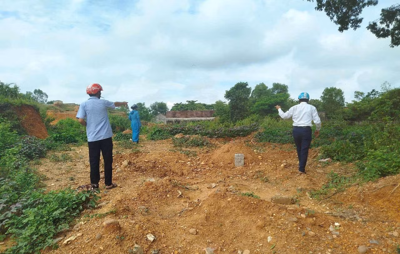 Lực lượng chức năng xã Đại Đồng đã xử lý, ngăn chặn kịp thời và yêu cầu các hộ dân trả lại nguyên hiện trạng ban đầu.