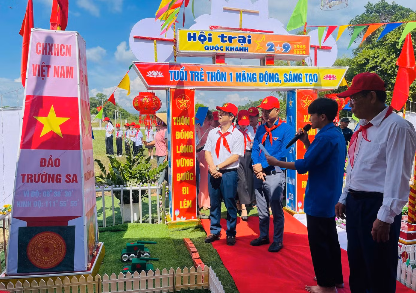 Những khu trại được các đoàn viên thanh niên, đội viên từng xóm ở xã Thanh Hà thiết kế đẹp mắt, mang đến một không khí vui tươi sôi động.
