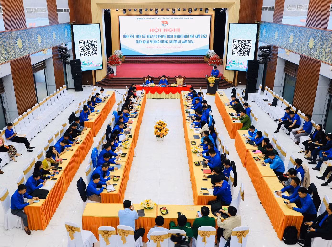 Toàn cảnh Hội nghị.