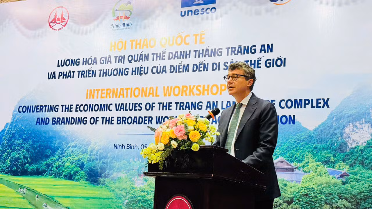 Ông Jonathan Baker, Trưởng đại diện UNESCO tại Việt Nam phát biểu tại hội thảo. Ảnh: Thanh Bình. Ông Jonathan Baker, Trưởng đại diện UNESCO tại Việt Nam phát biểu tại hội thảo. Ảnh: Thanh Bình.