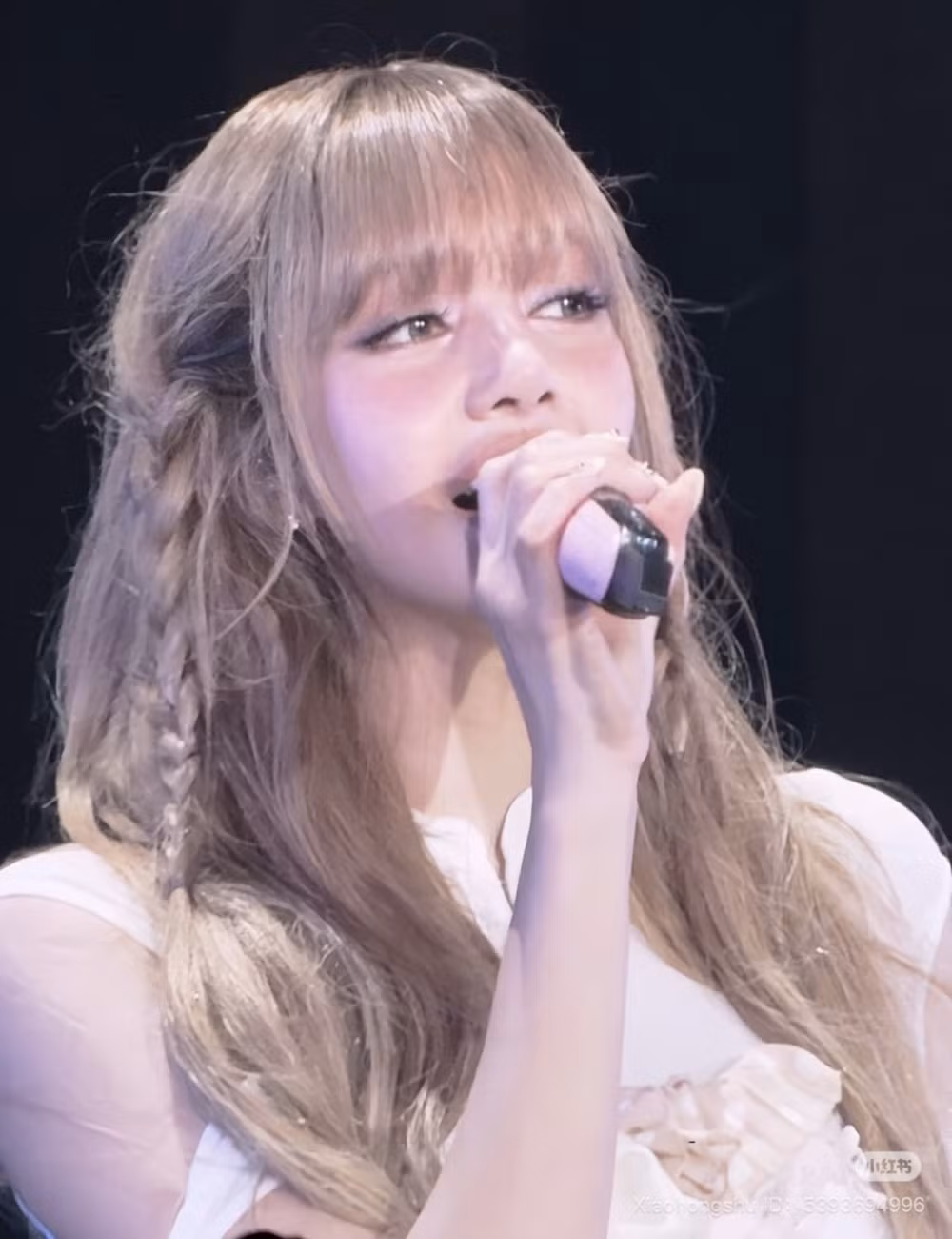 Những khoảnh khắc mê hồn của Lisa trong concert Deadline.