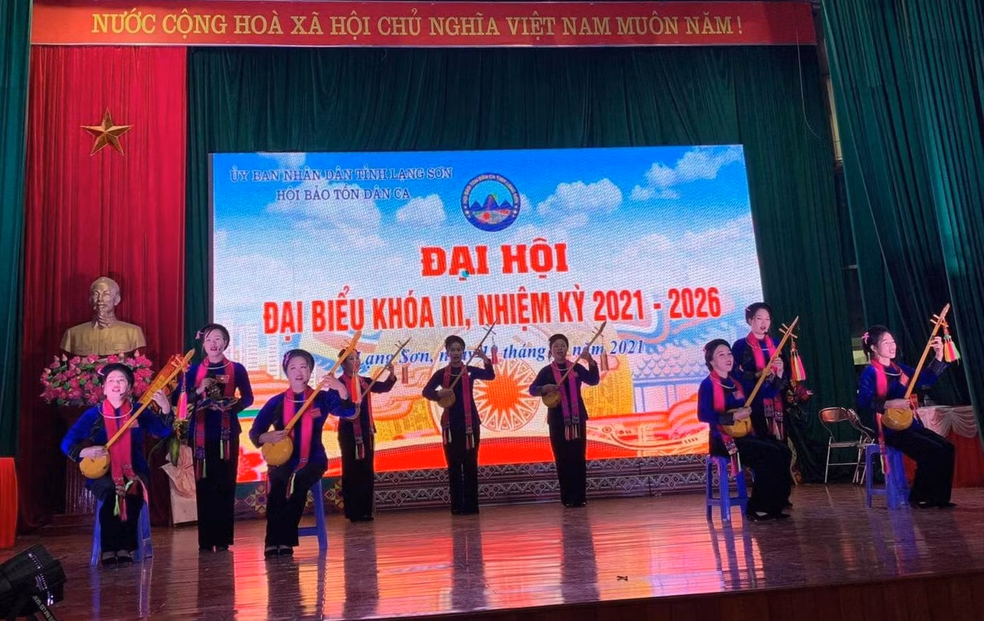 Thông qua giao lưu, trao đổi, nhiều hạt nhân Văn nghệ dân gian được phát hiện, bồi dưỡng. Ảnh: Duy Chiến