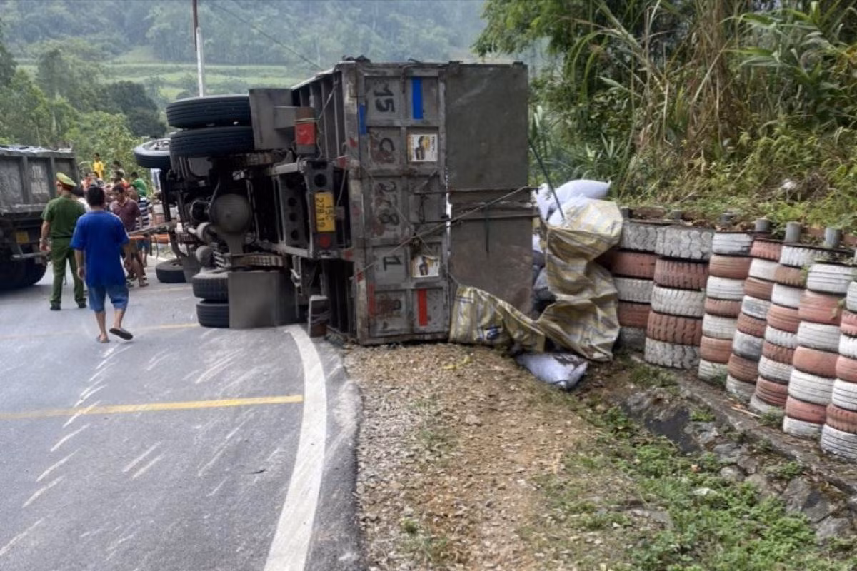 Hiện trường vụ tai nạn. Ảnh: CB