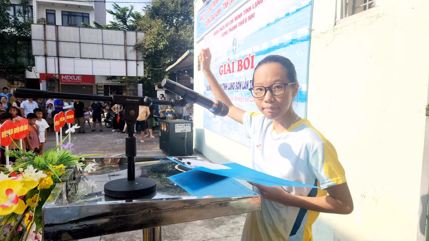Em Thân Cát Lộc thay mặt các VĐV cam kết sẽ thi đấu hết mình, trung thực, cao thượng....
