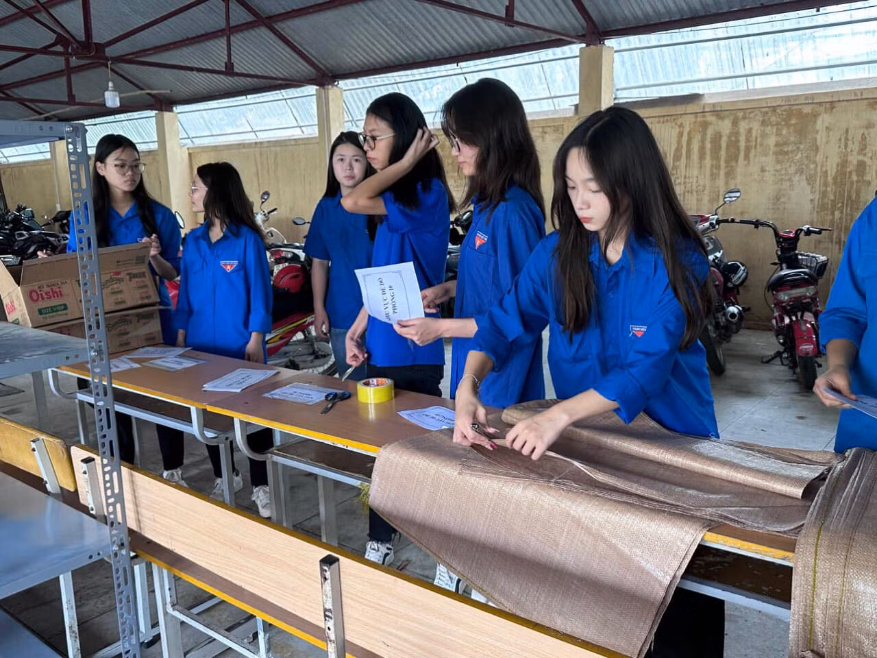 Công tác đón tiếp, giúp đỡ thí sinh được các tổ chức Đoàn chuẩn bị chu đáo. Công tác đón tiếp, giúp đỡ thí sinh được các tổ chức Đoàn chuẩn bị chu đáo.
