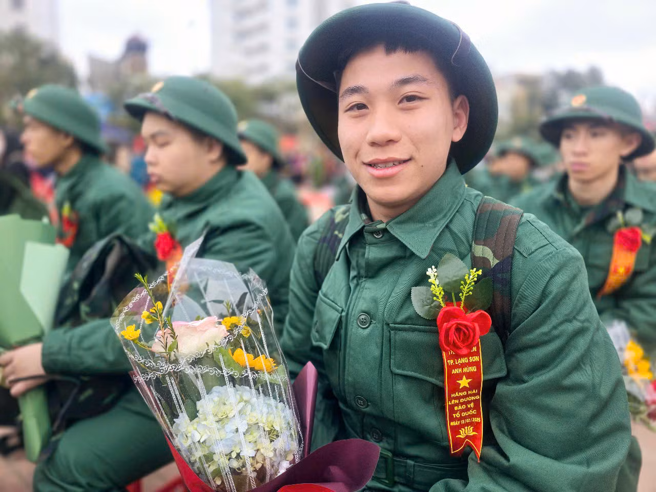 Tuổi 19 tòng quân nhập ngũ. Ảnh: Duy Chiến