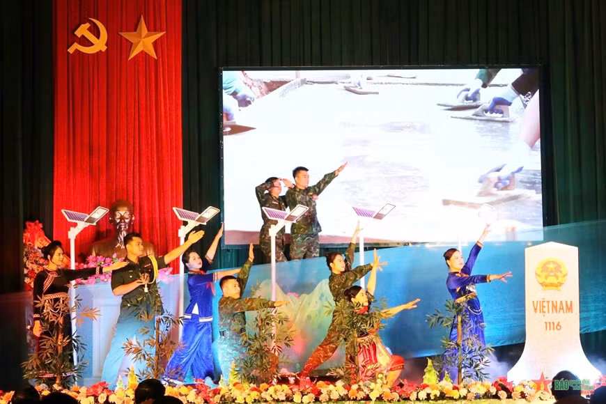 Quân dân một ý chí, bảo vệ chủ quyền biên giới.
