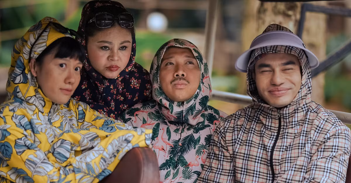 Bộ tứ báo thủ của Trấn Thành đang dẫn đầu doanh thu phòng vé. Bộ tứ báo thủ của Trấn Thành đang dẫn đầu doanh thu phòng vé.