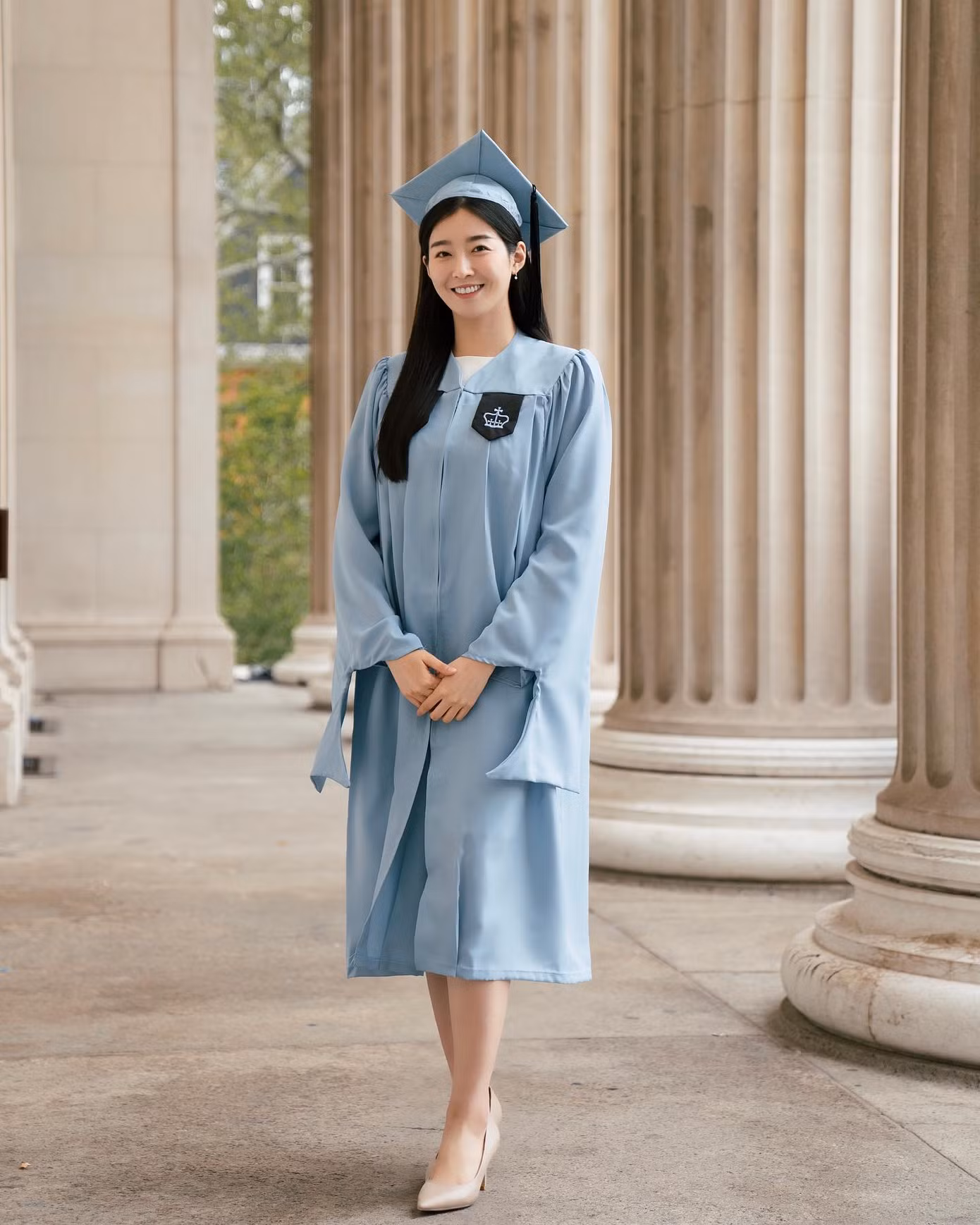 Sau khi về Mỹ, cô tốt nghiệp Cao đẳng Dickerson, sau đó tiếp tục học tại Đại học Columbia và tốt nghiệp năm 2022. Hiện, cô là phóng viên cho tờ báo lớn tại Anh.