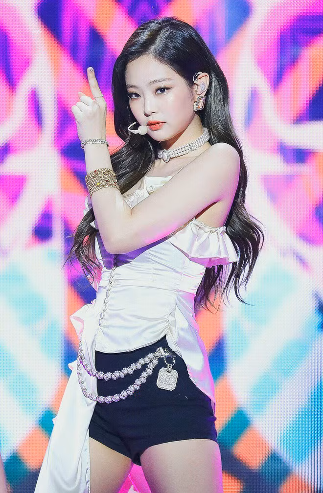 Jennie không có tên trong danh sách hàng hóa sản phẩm solo.