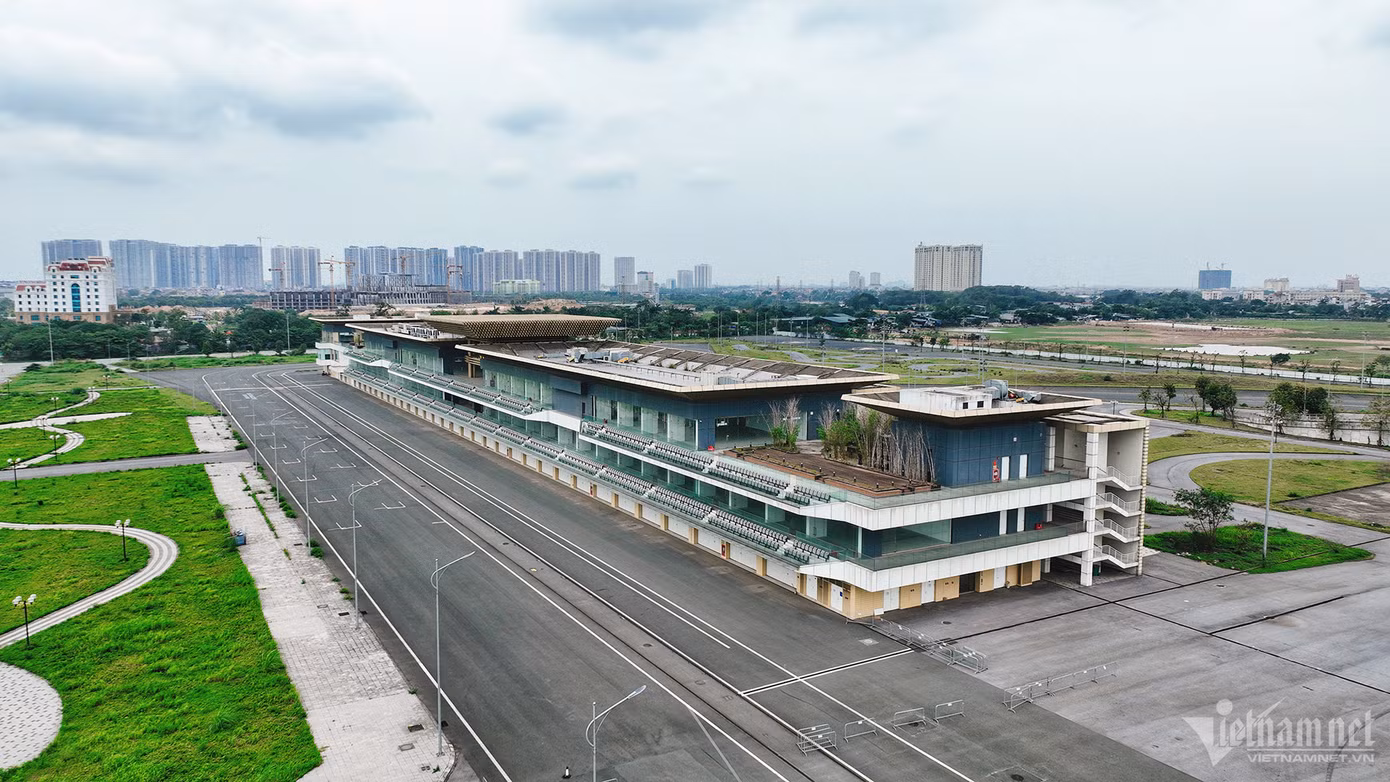 Tại thời điểm chuẩn bị thực hiện dự án, nhiều ý kiến đã từng bày tỏ lo ngại về tính khả thi và hiệu quả kinh tế của Giải đấu F1. Tuy nhiên, Hà Nội vẫn quyết định thực hiện và sau 1 năm, dự án cơ bản hoàn thành, sẵn sàng tổ chức giải đấu.