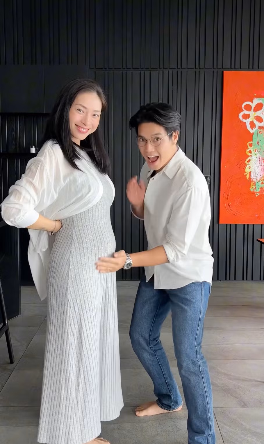 Ngô Thanh Vân thông báo mang thai.