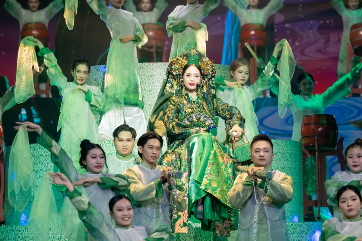 Trang phục dành cho concert đòi hỏi sự sáng tạo, tiện lợi.