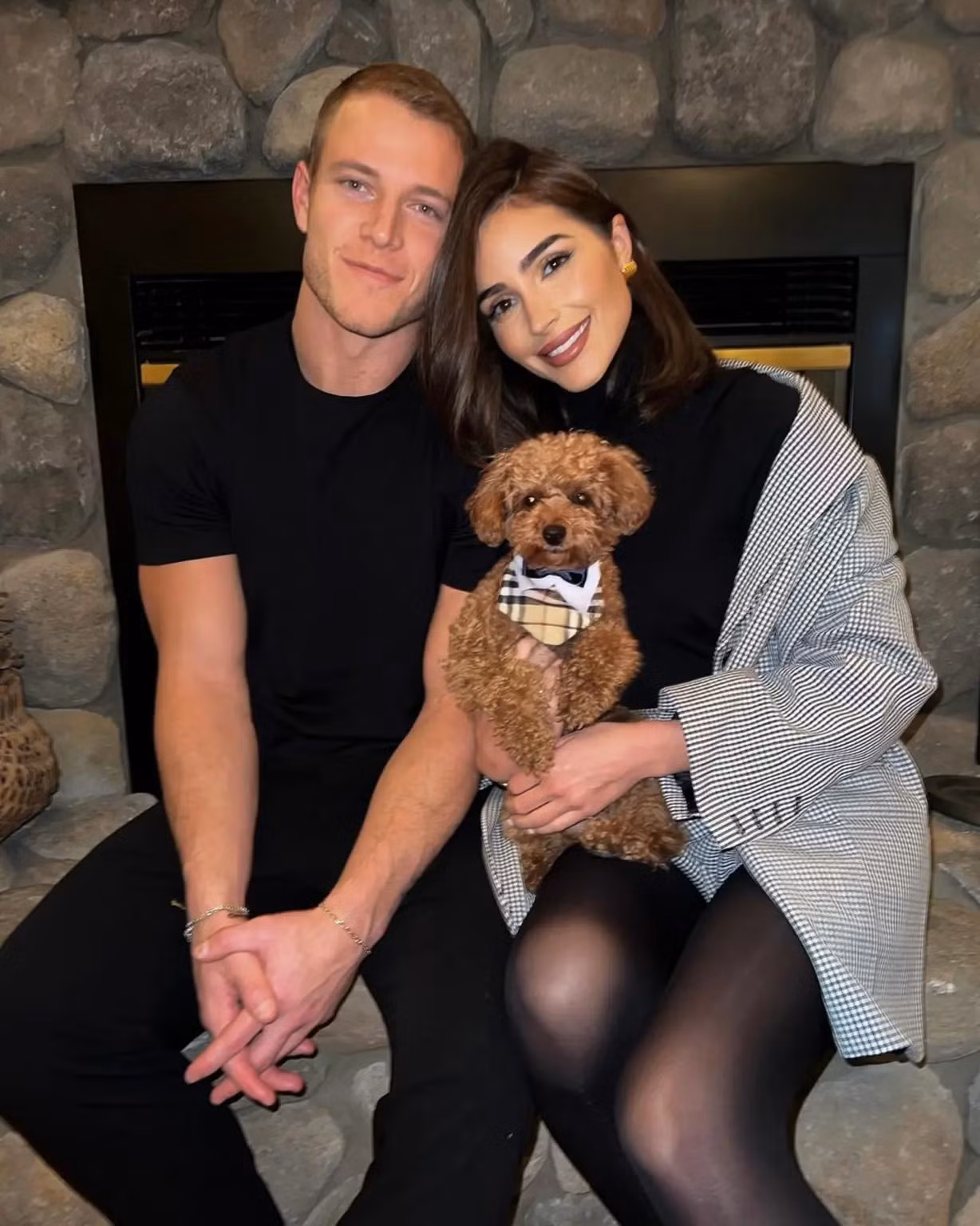 Theo New York Post, cầu thủ bóng bầu dục Christian McCaffrey sẽ dọn đến sống cùng Olivia Culpo sau khi kết hôn. Nhà của Hoa hậu Hoàn vũ 2012 tại Los Angeles, Mỹ trị giá 3,5 triệu USD.