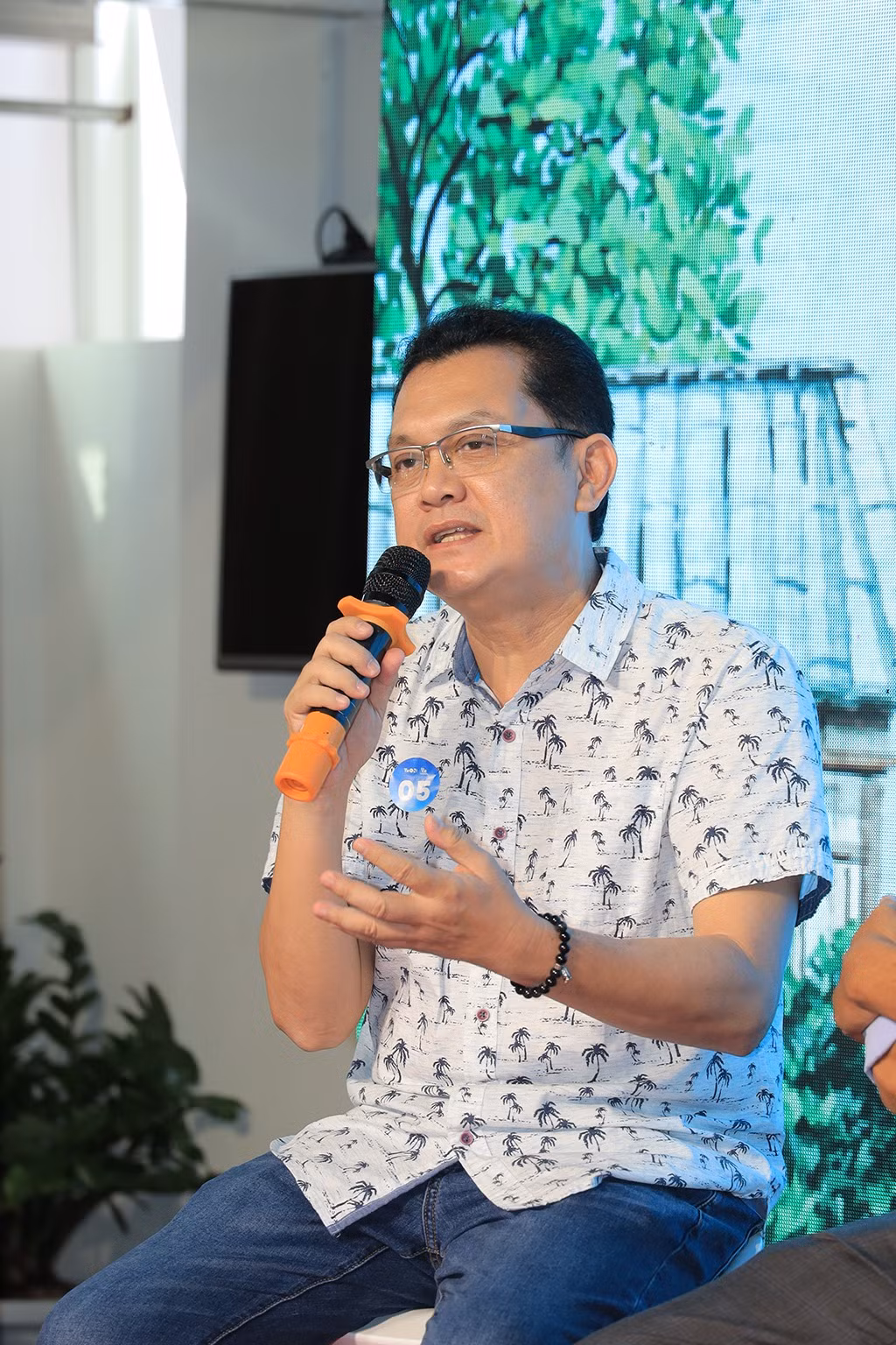Phan Đạt gửi lời xin lỗi đến NSƯT Hữu Châu.