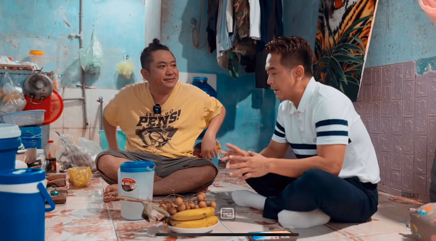 Hùng Thuận mời Phùng Ngọc về làm việc, hỗ trợ chỗ ở.