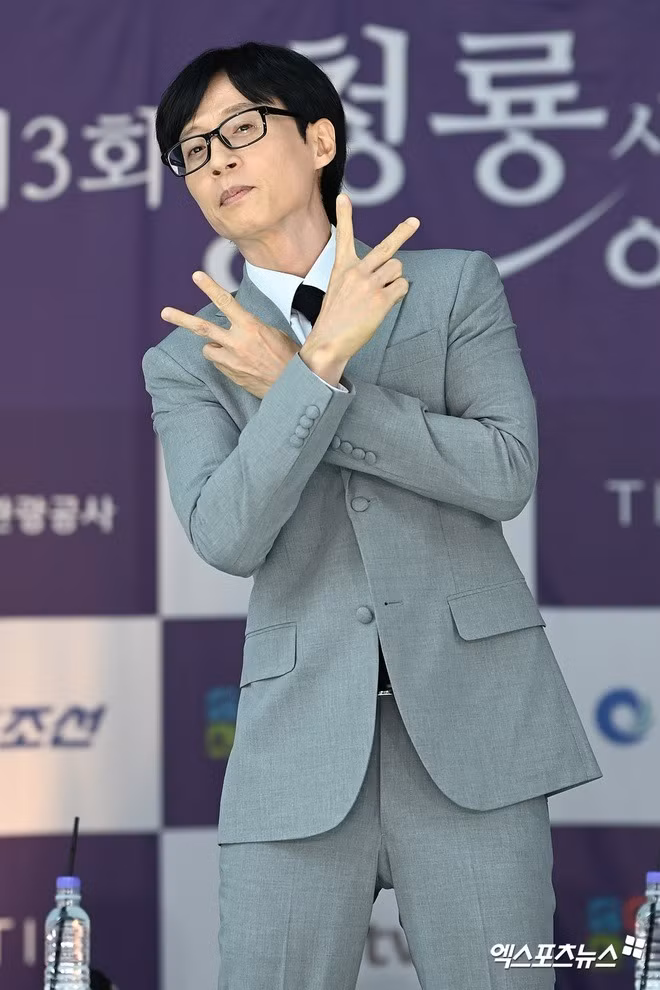 Sự kiện còn có mặt MC quốc dân Yoo Jae Suk, sao nam được khán giả Việt biết đến nhiều qua chương trình Running Man.