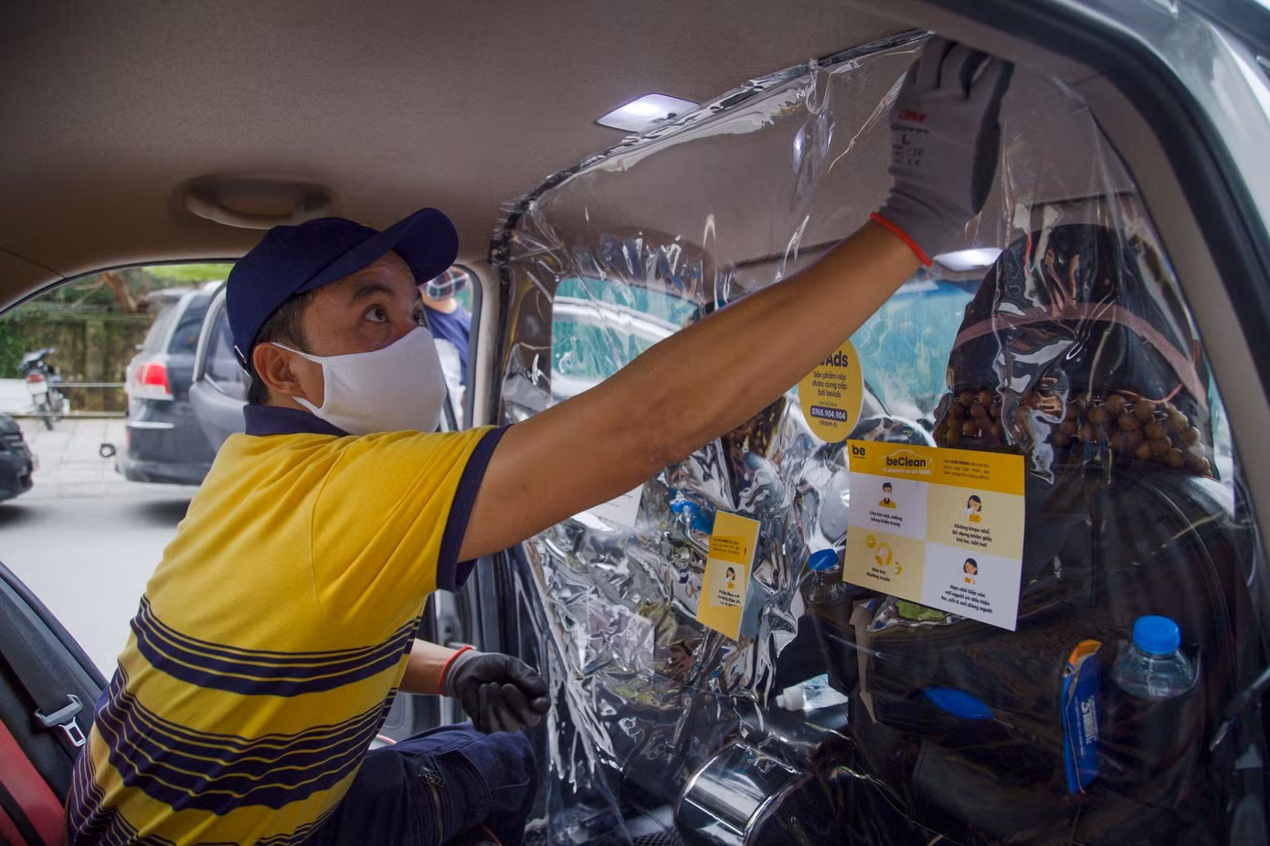 Nhiều hãng taxi công nghệ hoạt động lại ở Sài Gòn
